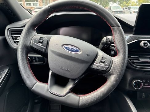 Used 2024 Ford Escape ST-Line AWD/4WD image 14