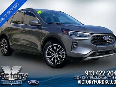 Used 2023 Ford Escape SE w/ PHEV Premium Package