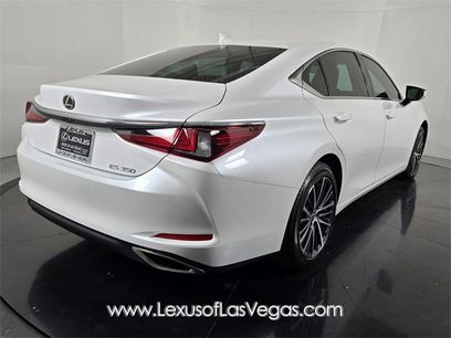 New 2025 Lexus ES 350 w/ Premium Package