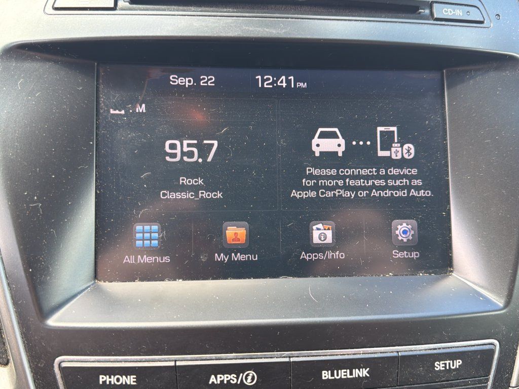 Used 2018 Hyundai Santa Fe SE w/ Cargo Package FWD image 23