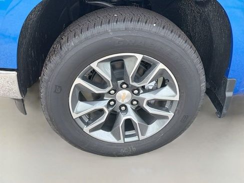 New 2026 Chevrolet Silverado 1500 LT image 13