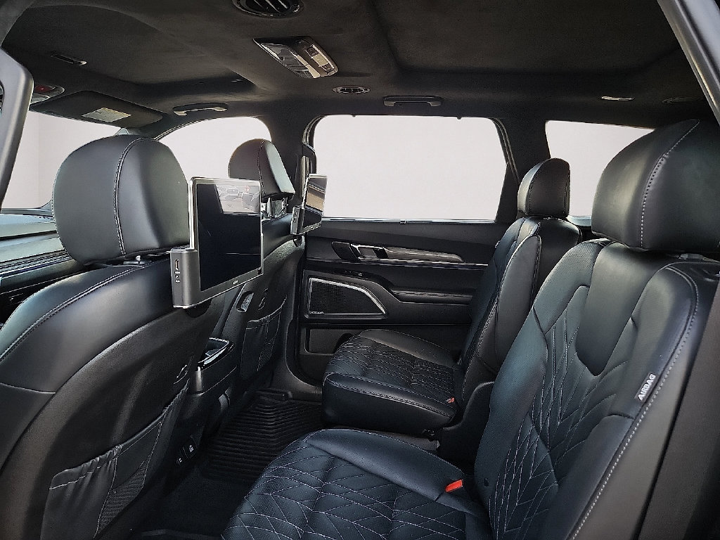 Used 2024 Kia Telluride SX Prestige X-Pro AWD/4WD image 18