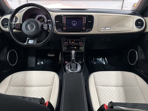 Used 2019 Volkswagen Beetle 2.0T SE image 27
