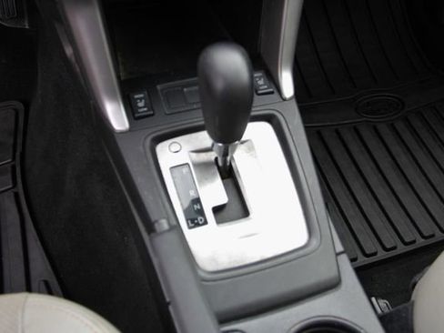 Used 2014 Subaru Forester 2.5i Premium w/ All-Weather Package image 18