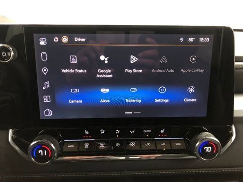 Used 2024 Chevrolet Colorado LT w/ LT Convenience Package III image 16