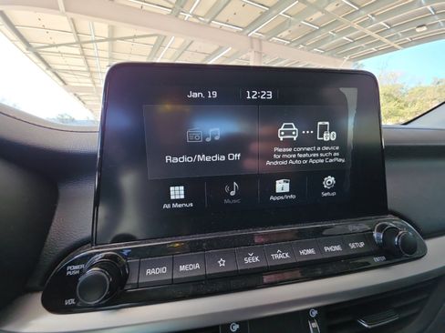 Certified 2021 Kia Forte LXS image 12