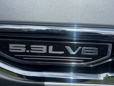 Used 2025 GMC Sierra 1500 SLT w/ SLT Premium Plus Package AWD/4WD image 13