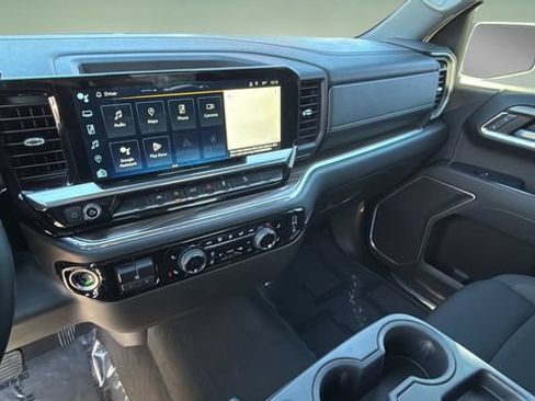 Used 2023 Chevrolet Silverado 1500 LT AWD/4WD image 24