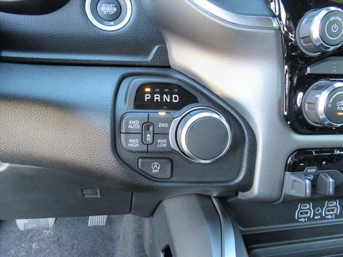 New 2026 RAM 1500 Big Horn w/ Night Edition image 25