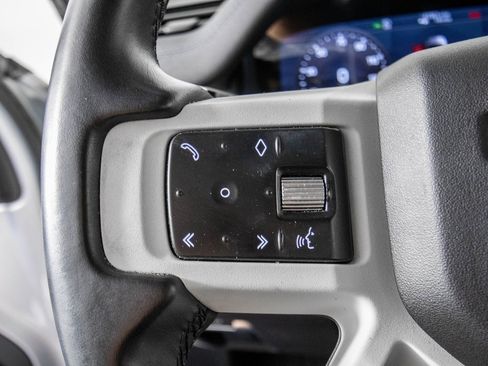 Used 2020 Land Rover Defender 110 SE image 20