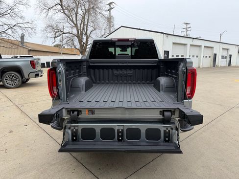 New 2026 GMC Sierra 1500 SLT w/ SLT Premium Plus Package AWD/4WD image 34