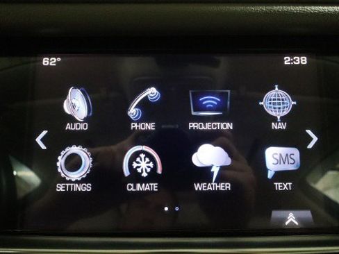 Used 2017 Cadillac XT5 Luxury w/ Driver Awareness Package AWD/4WD image 17