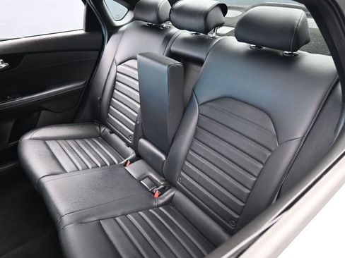 Used 2024 Kia Forte GT-Line w/ GT-Line Premium Package FWD image 39