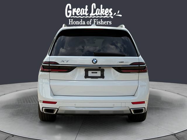 Used 2026 BMW X7 xDrive40i AWD/4WD image 4