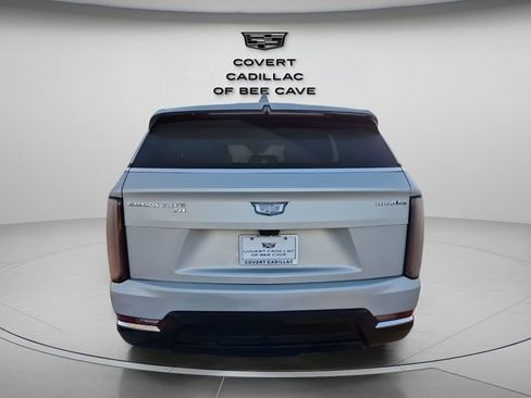 Certified 2025 Cadillac Escalade IQ Luxury 2 image 8