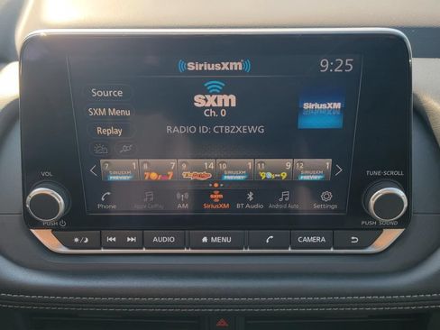 Used 2024 Nissan Rogue S AWD/4WD image 24