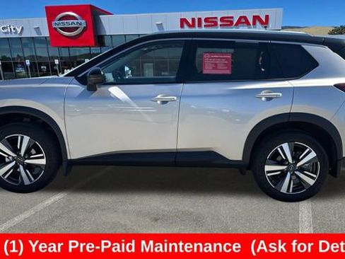 Certified 2025 Nissan Rogue SL w/ SL Premium Package AWD/4WD image 6