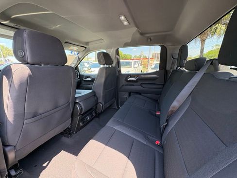 Used 2025 Chevrolet Silverado 1500 LT RWD image 15