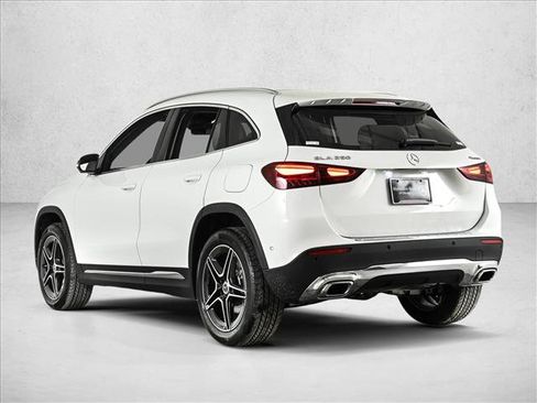 New 2026 Mercedes-Benz GLA 250 4MATIC image 8