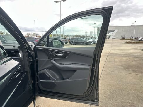 Certified 2025 Audi Q7 3.0T Prestige w/ Prestige Package image 30