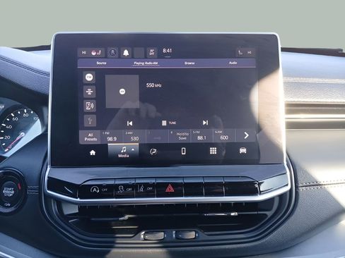 Used 2022 Jeep Compass Limited image 15