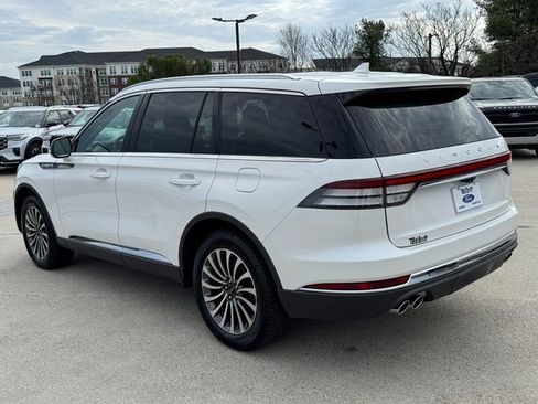 Used 2022 Lincoln Aviator AWD w/ Premium Package image 10