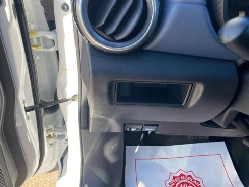 New 2025 Nissan Versa SV w/ Trunk Package image 19