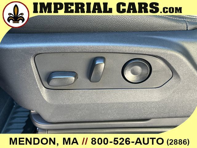 Used 2024 GMC Sierra 1500 AT4 w/ Technology Package AWD/4WD image 36