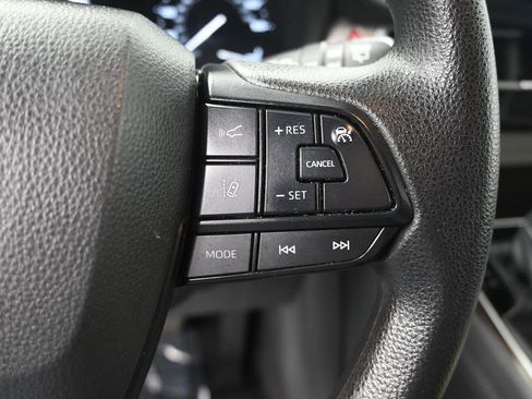 Used 2024 Toyota Sienna LE image 24