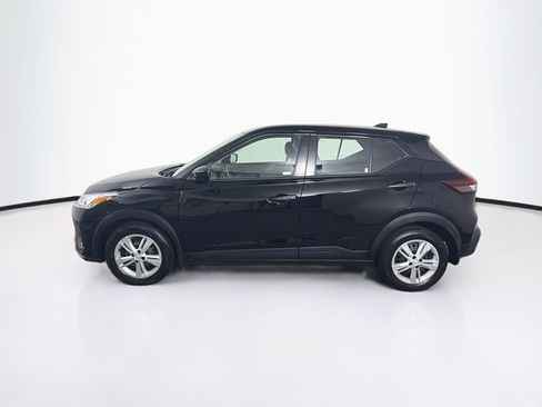 Used 2024 Nissan Kicks S FWD image 4