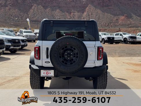 New 2026 Ford Bronco Badlands w/ Sasquatch Package image 8