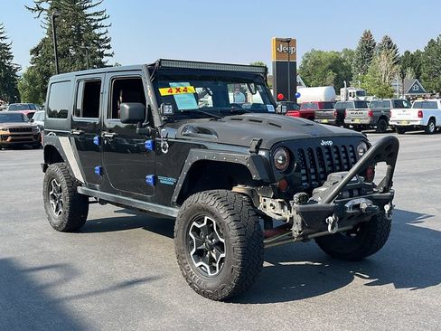 Used 2013 Jeep Wrangler Unlimited Rubicon w/ Dual Top Group AWD/4WD image 3