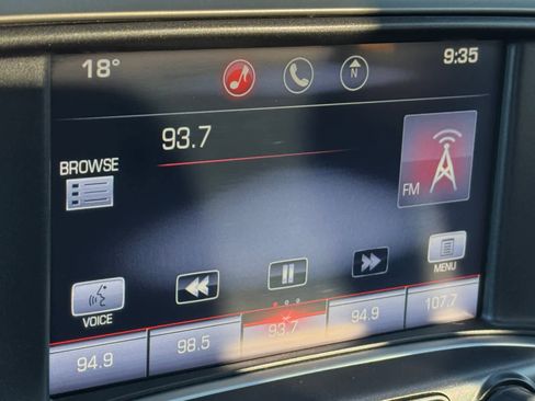 Used 2014 GMC Sierra 1500 SLE w/ SLE Value Package AWD/4WD image 4