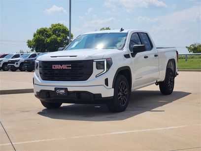 New 2026 GMC Sierra 1500 Pro w/ Graphite Edition