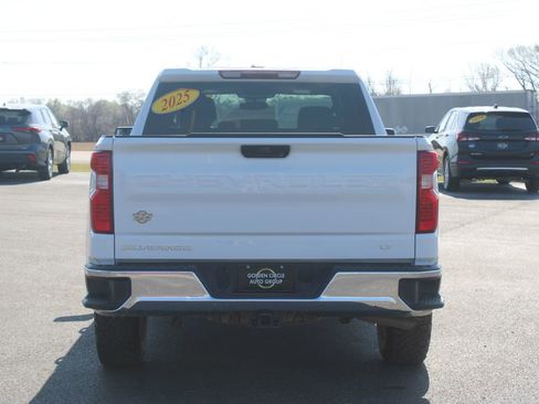 Used 2025 Chevrolet Silverado 1500 LT w/ Work Truck Package AWD/4WD image 8