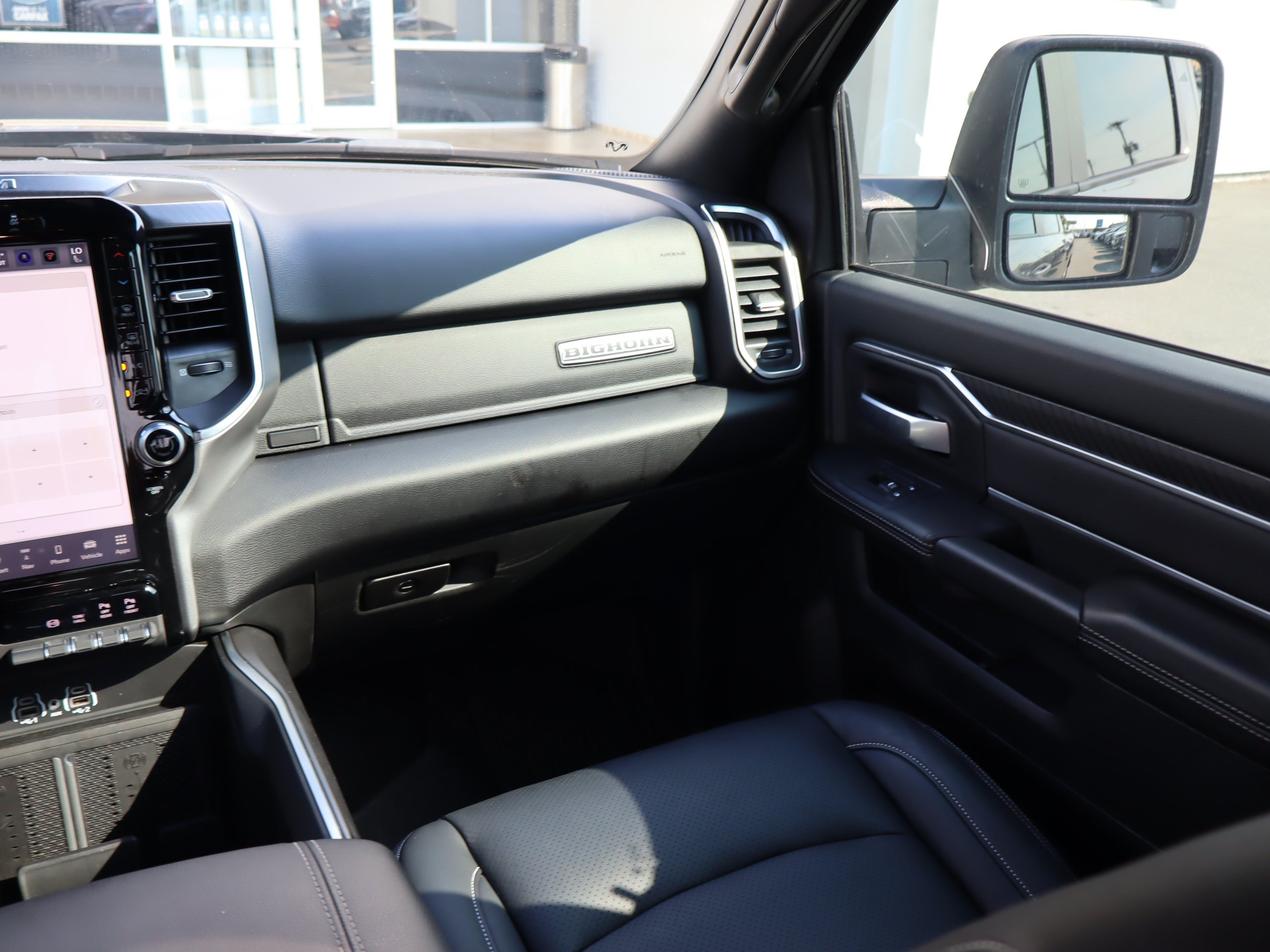 Used 2025 RAM 3500 Big Horn AWD/4WD image 17