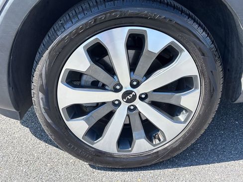Used 2022 Kia Telluride EX w/ EX Premium Package FWD image 14