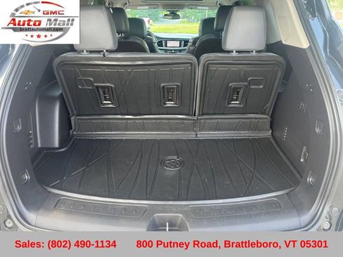 Used 2021 Buick Enclave Premium w/ Sun and Sites Package AWD/4WD image 25
