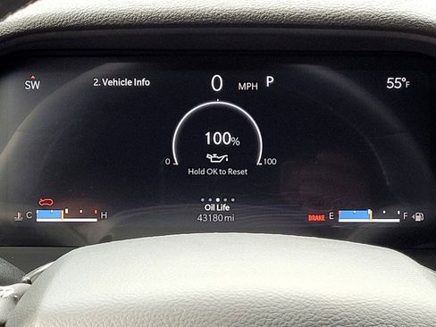 Used 2023 Jeep Grand Cherokee Altitude image 22