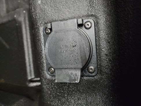 Used 2021 Chevrolet Silverado 2500 High Country w/ Z71 Off-Road Package image 32