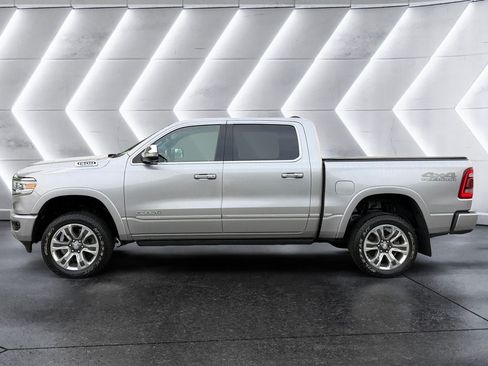 Used 2022 RAM 1500 Limited w/ Trailer Tow Group AWD/4WD image 3