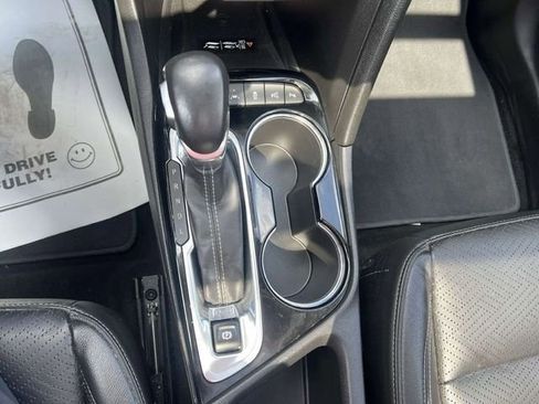 Used 2020 Buick Encore GX Essence w/ Experience Buick Package image 13