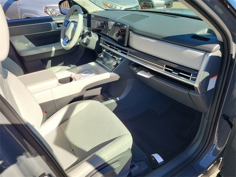 New 2026 Hyundai Santa Fe SE image 15