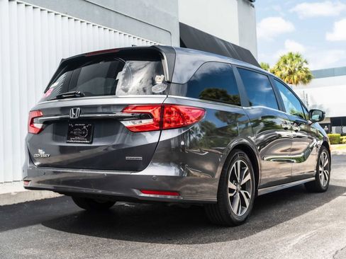 Used 2023 Honda Odyssey Touring image 7