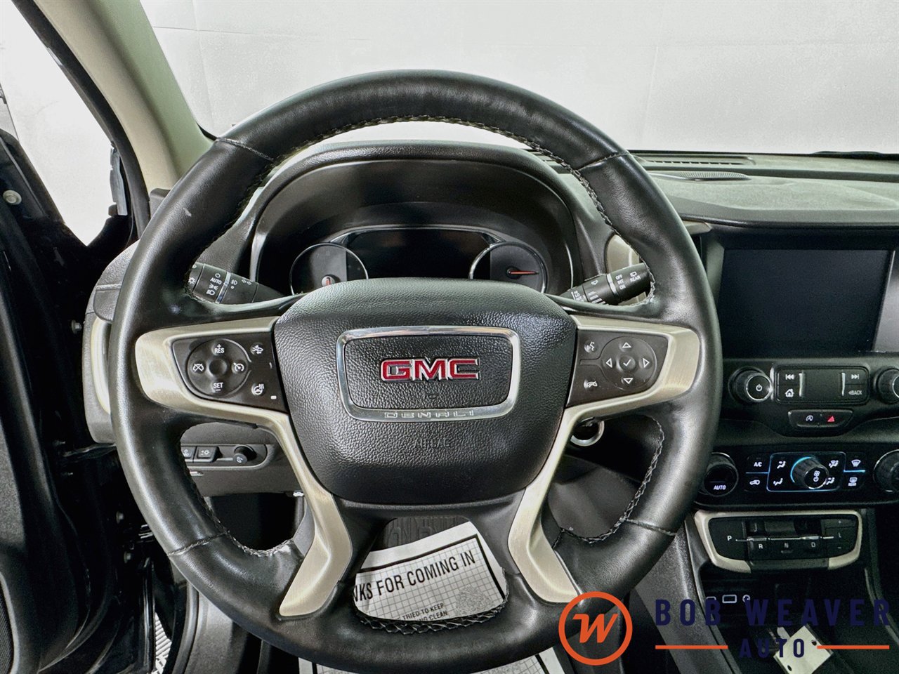 Used 2023 GMC Terrain Denali w/ Denali Premium Package AWD/4WD image 13