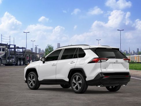 New 2025 Toyota RAV4 SE image 6