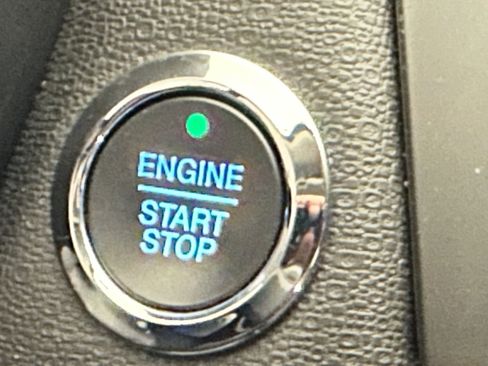 Used 2018 Ford EcoSport Titanium w/ Titanium Cold Weather Package image 31