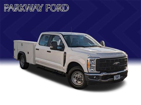 New 2023 Ford F250 XL w/ XL Driver Assist Package image 2