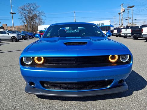 Used 2023 Dodge Challenger GT w/ Performance Handling Group image 2