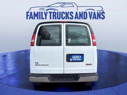 Used 2022 GMC Savana 2500 w/ Driver Convenience Package RWD image 4